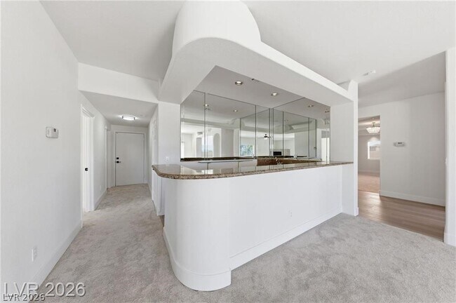 Building Photo - 5424 Castle Vista Ct