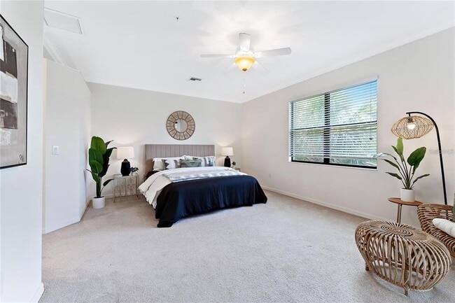 Building Photo - 5843 Wake Forest Run