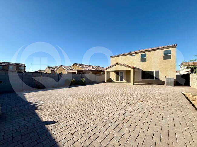 Building Photo - 2635 W Bowker St