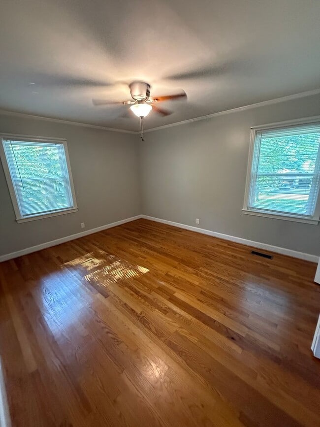 Building Photo - Beautifully updated, white-painted brick h...
