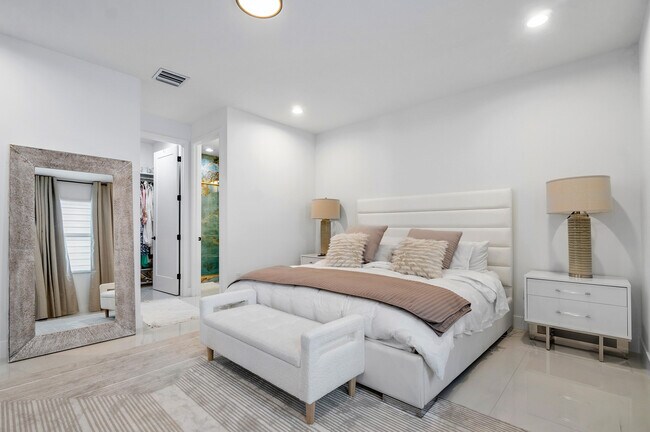 Building Photo - 17533 Sparkling River Rd