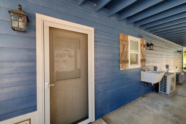 Building Photo - Private Gated 3BD/2BA Home on Acreage – Close to Bear River Highschool