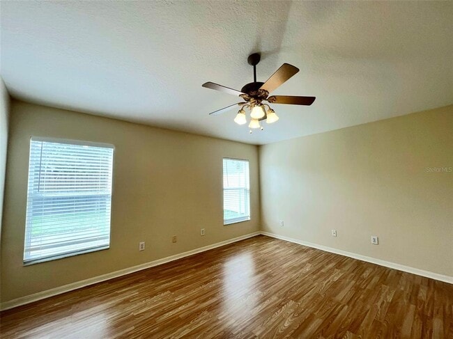 Building Photo - 10464 Blackmore Dr