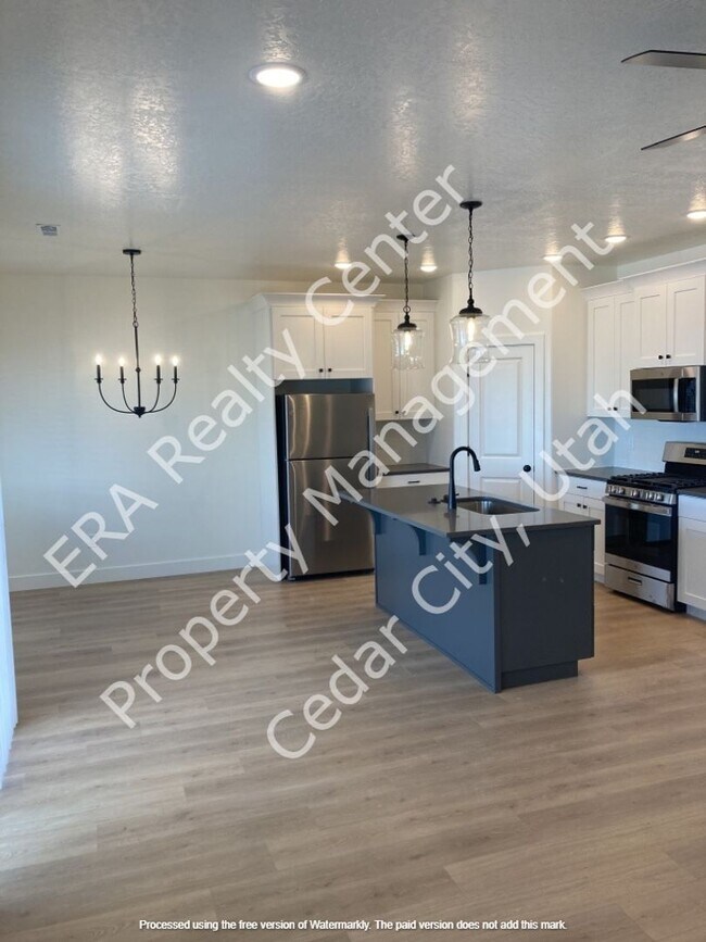 Building Photo - 4283 UT-56