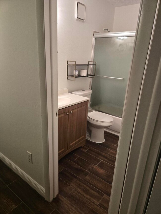 Building Photo - 4844 Alder Dr