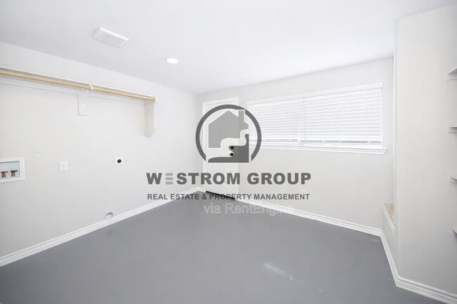 Building Photo - 1119 Salt Creek Rd