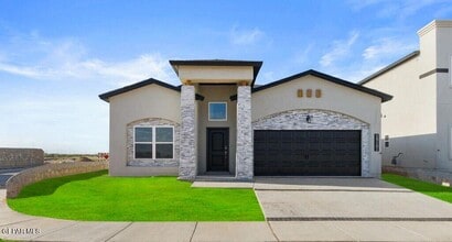 Building Photo - 905 Ada Ln