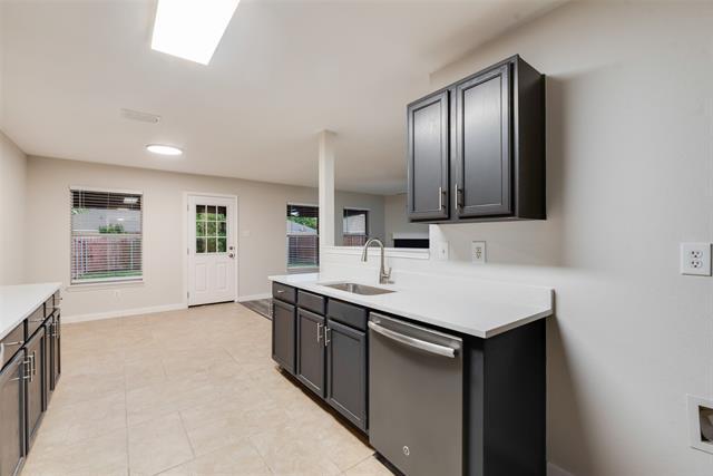 Building Photo - 2714 Sutters Mill Way