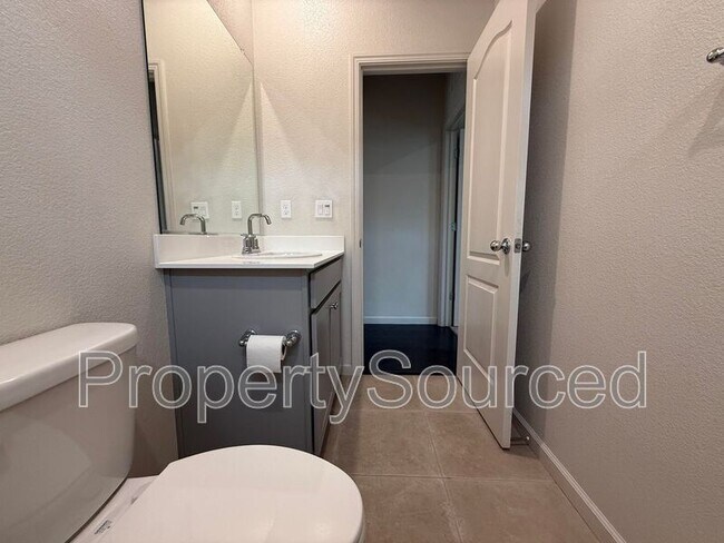 Building Photo - 15535 Ortega St