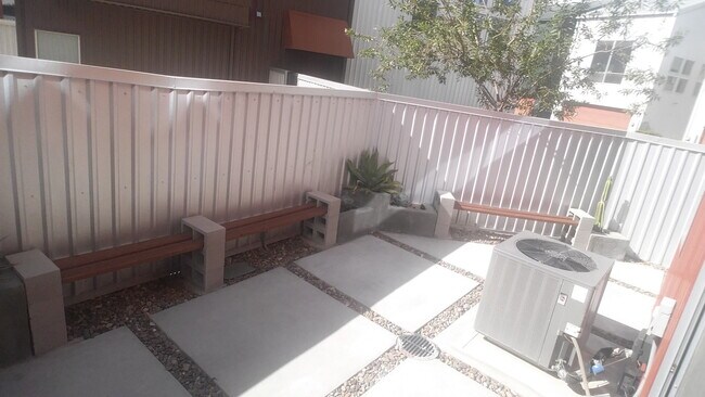 Building Photo - 223 Dougram Ave