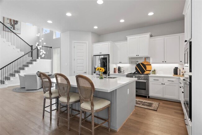 Building Photo - 211 Abbeyville Walk