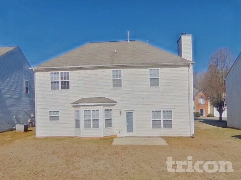 Building Photo - 1510 Peachcroft Rd