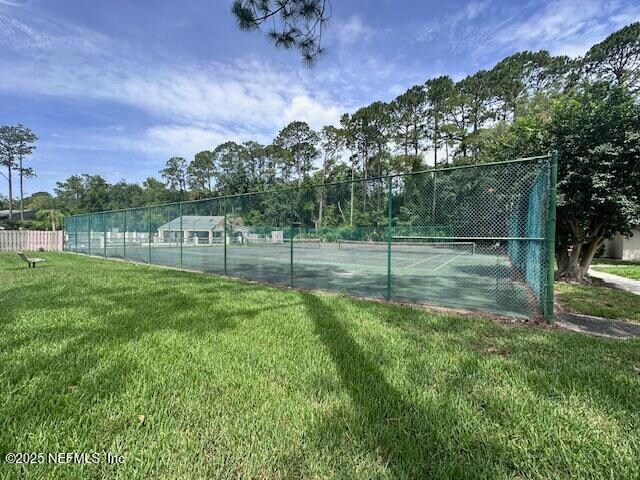 Building Photo - 7701 Baymeadows Cir W