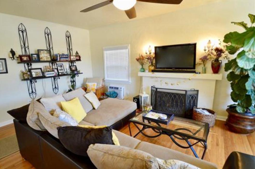 Living Room - 4770 Bancroft St