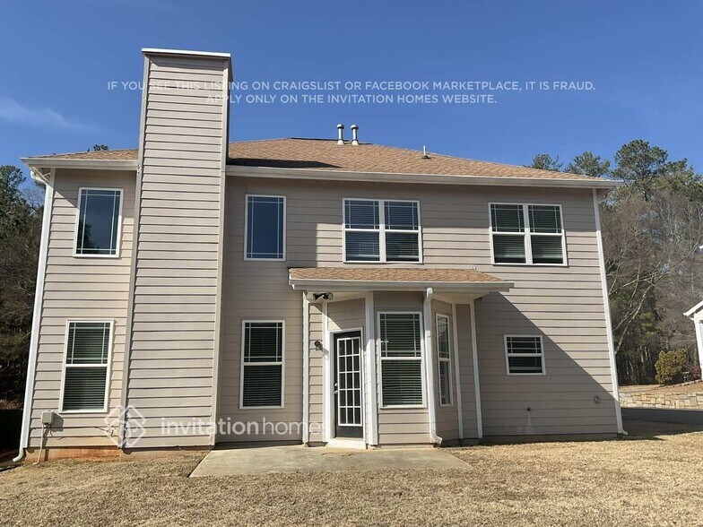 Building Photo - 6490 Drake Manor
