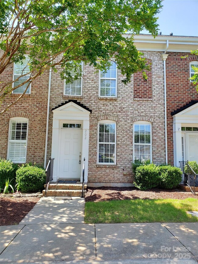 Primary Photo - 202 Welton Way
