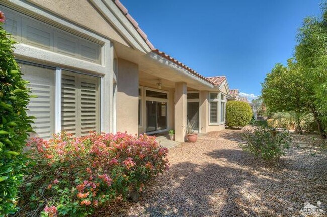 Building Photo - 78237 Willowrich Dr