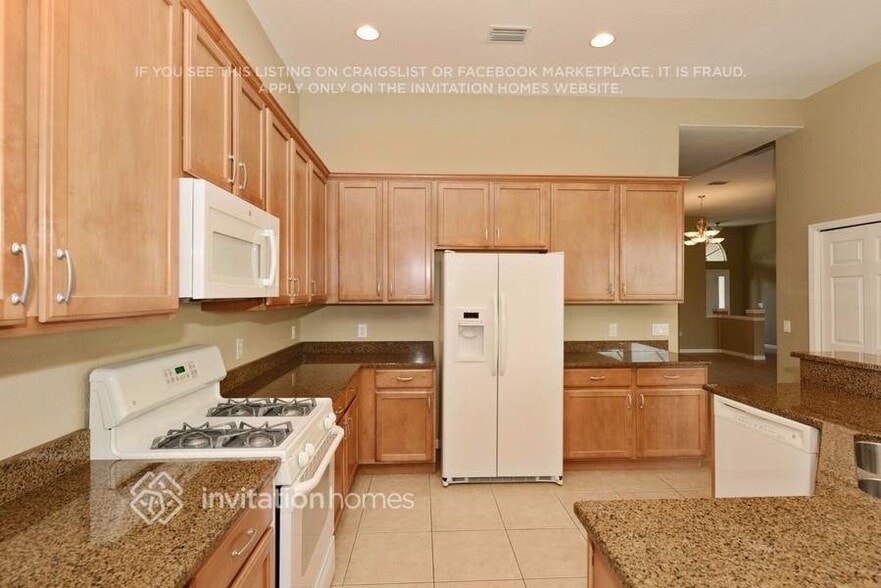 Building Photo - 12408 Natureview Cir