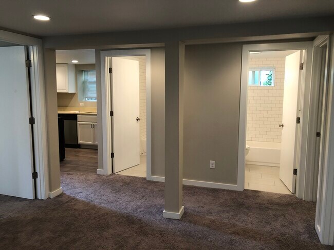 Building Photo - 5312 9th Ave NE