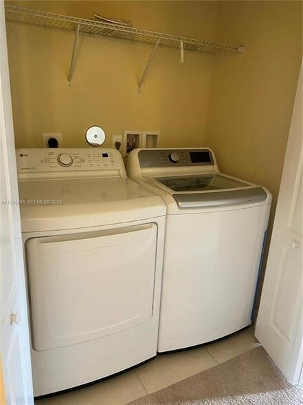 Building Photo - 9614 Waterview Way