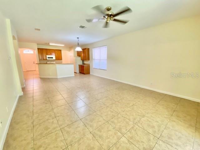 Building Photo - 705 Ravenshill Way