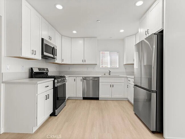 Building Photo - 11821 Wutzke St