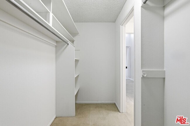 Building Photo - 6151 Orange St