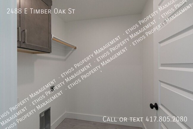 Building Photo - 2488 E Timber Oak St