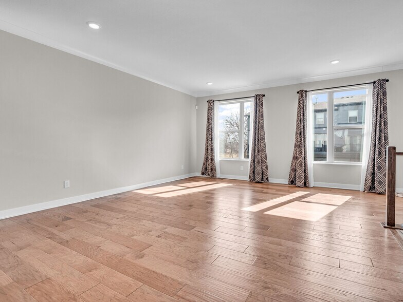 Building Photo - 8238 Bostic Dr