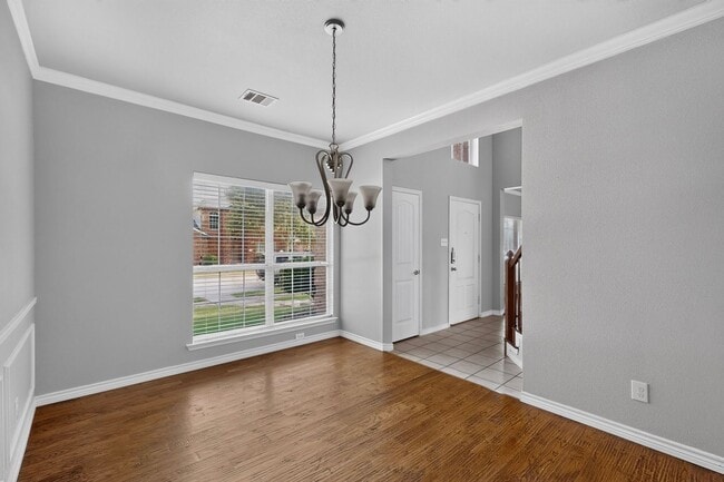Building Photo - Spacious 4-Bedroom Home with Bonus Room and Large Backyard in Caruth Lake