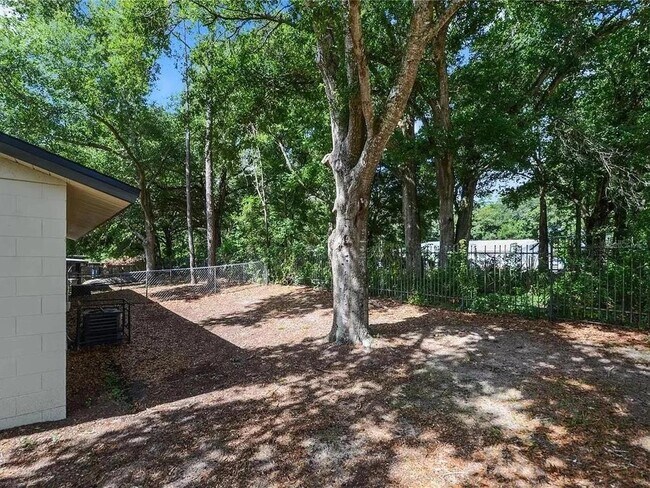 Building Photo - 1600 Cimarron Hills Dr