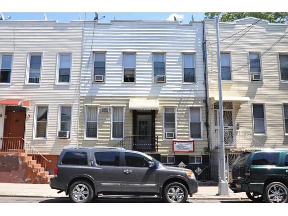 Building Photo - 98-10 64th Ave