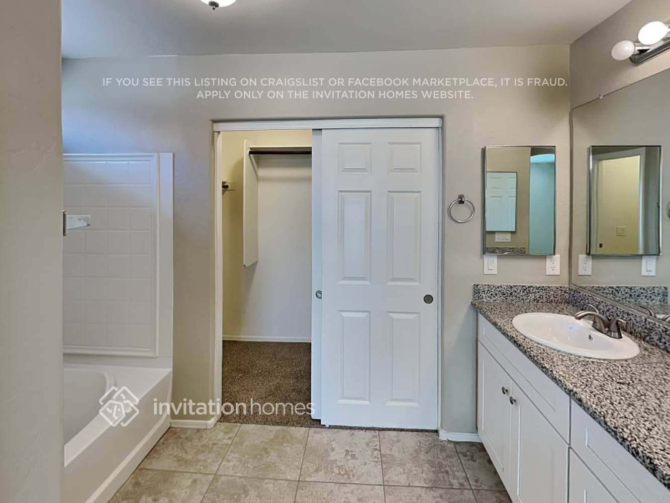 Building Photo - 1325 E Saguaro Trail