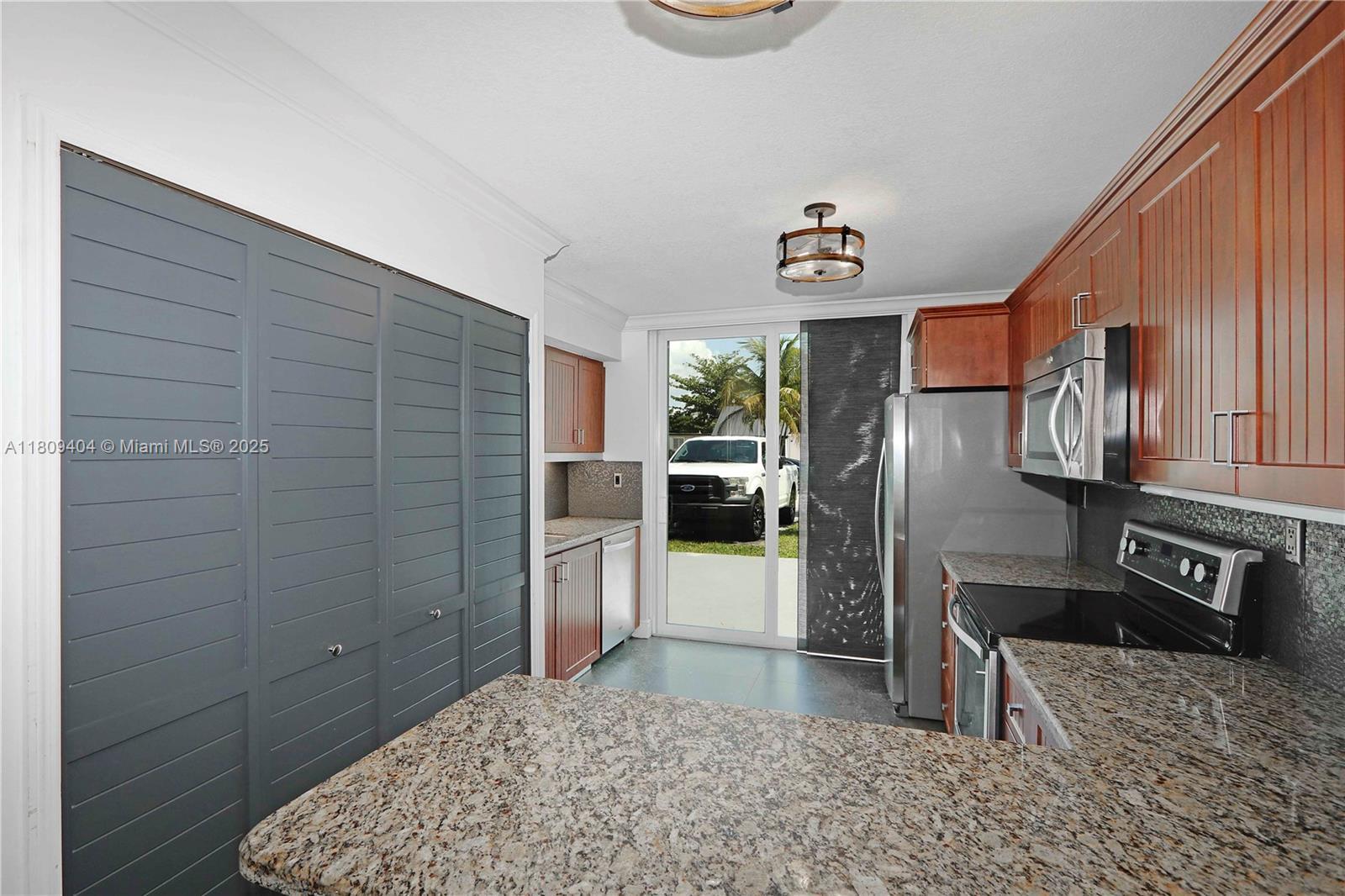 Building Photo - 12340 SW 20th Ter