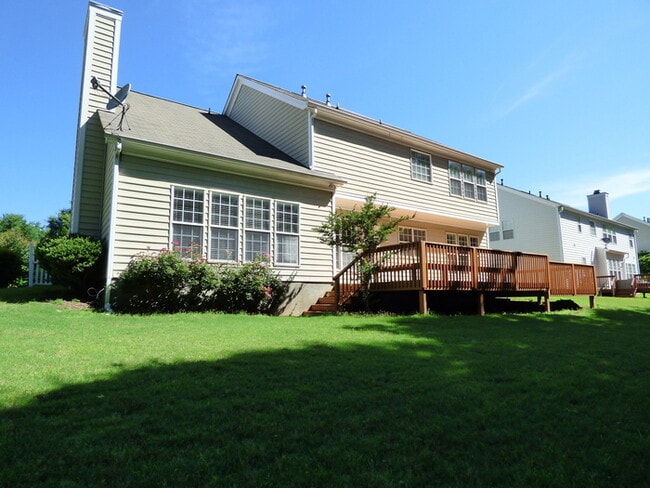 Building Photo - Beautiful Home in Cady Lake Subdivision