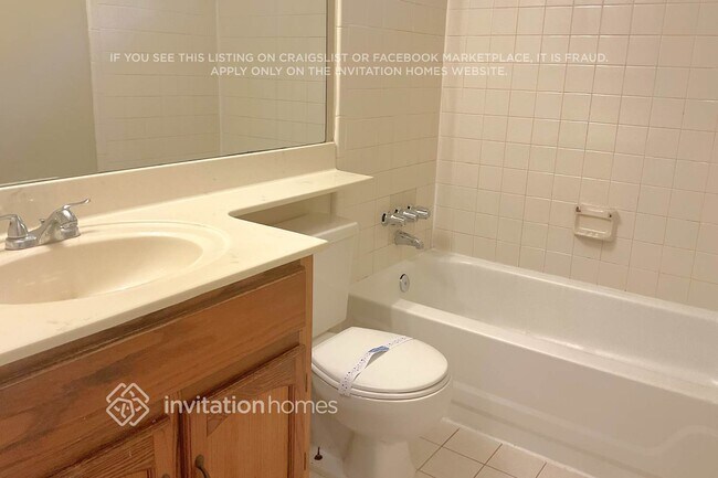 Building Photo - 230 Leigh Kay Dr