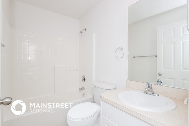 Building Photo - 5690 Cinnamon Fern Blvd