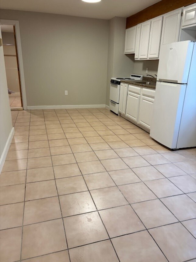 Building Photo - 482 NY-145