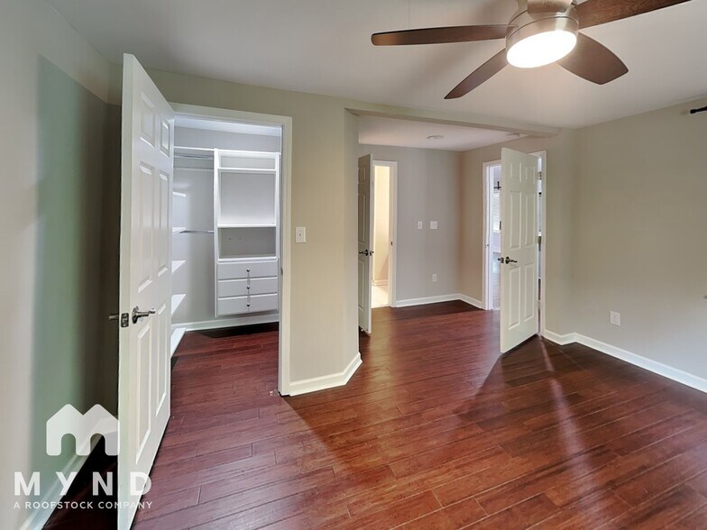 Building Photo - 963 Sims Ave NW