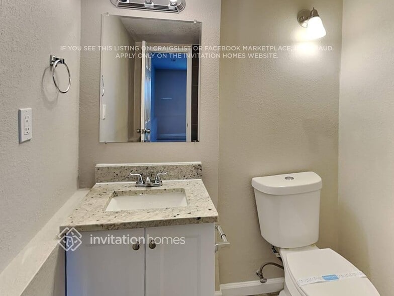 Building Photo - 4107 S Lewiston Cir
