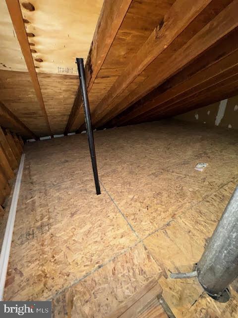 Building Photo - 102 Stuart Ave