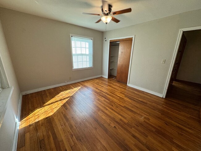 Building Photo - Spacious Home with Garage, Deck & Convenient Location