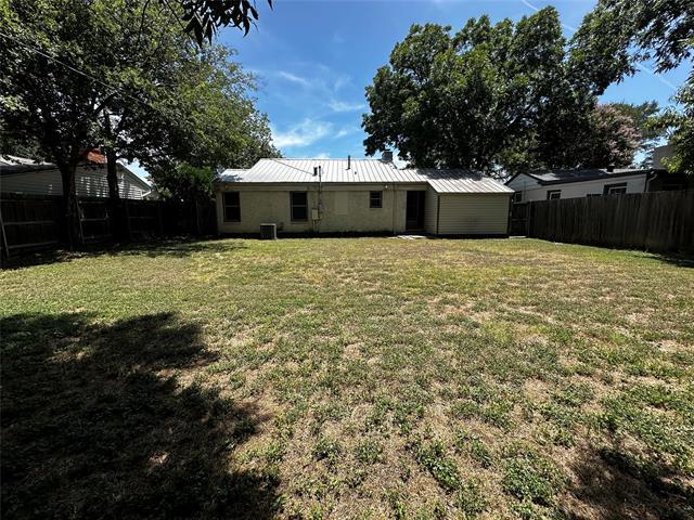Building Photo - 6458 Camp Bowie Blvd