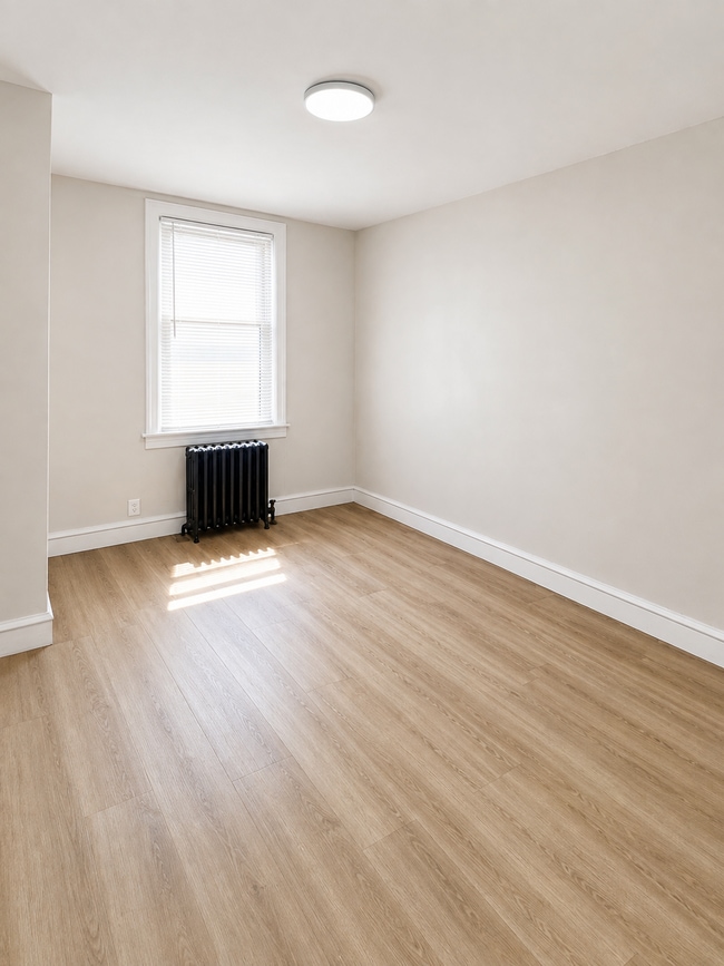 Building Photo - 5706 Reedland-