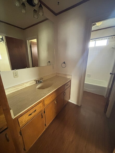 Building Photo - 219 Rosemary St