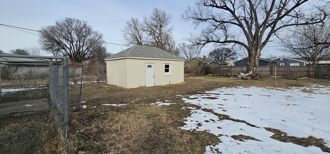 Building Photo - 1632 N Minneapolis St