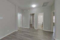 Building Photo - 6103 Coleus St