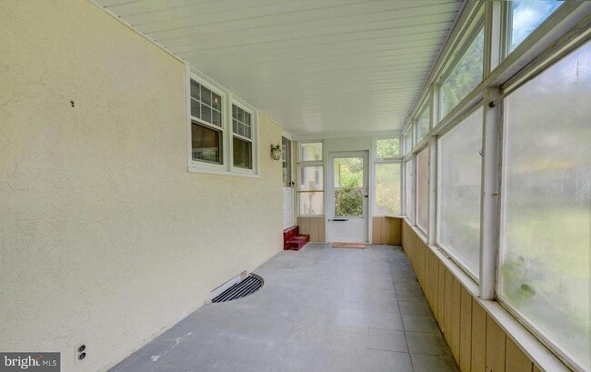 Building Photo - 11 Providence Rd