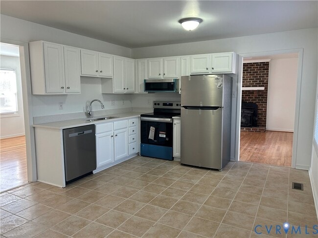 Building Photo - 18086 Old Ridge Rd