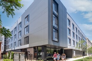 Building Photo - The Winnie